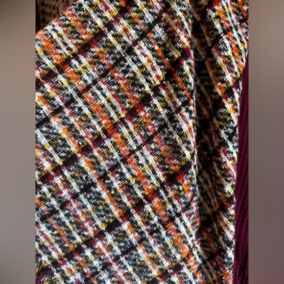 Fringed Blanket Scarf Shades of Burnt Orange Black Maroon Red Blue Cream Yellow - Picture 7 of 7